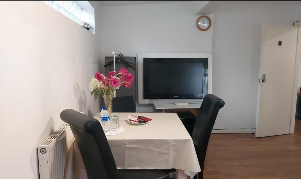 Great Rooms Fc Ливърпул Екстериор снимка